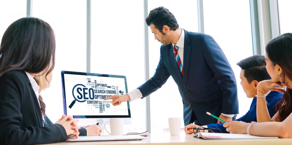 8 Best Practices to Improve Your SEO Rankings in Chicago, IL